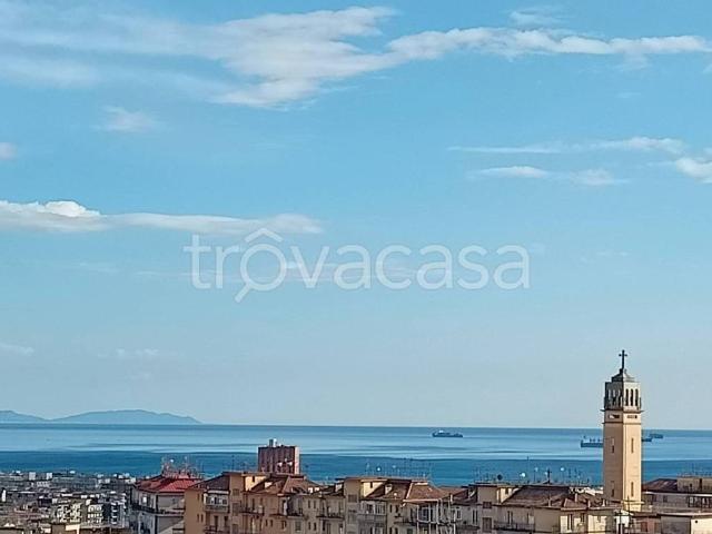 Appartamento in in affitto da privato a Salerno via Francesco Paolo Lettieri, 10, arredato, da privato, vista mare TrovaCasa