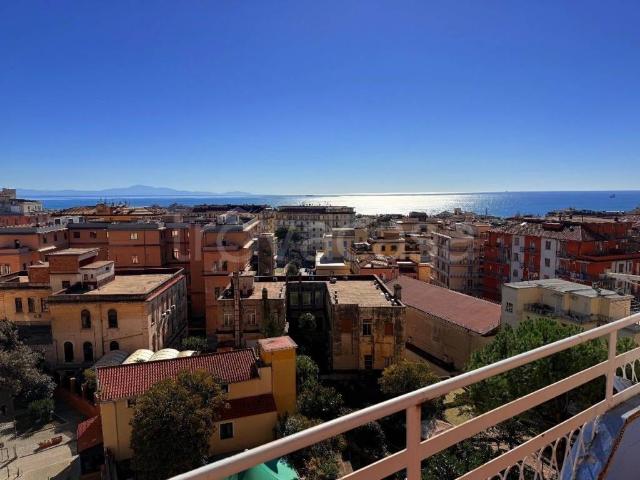 Appartamento in in affitto da privato a Salerno via Pio xi, 11, da privato, vista mare, balcone TrovaCasa