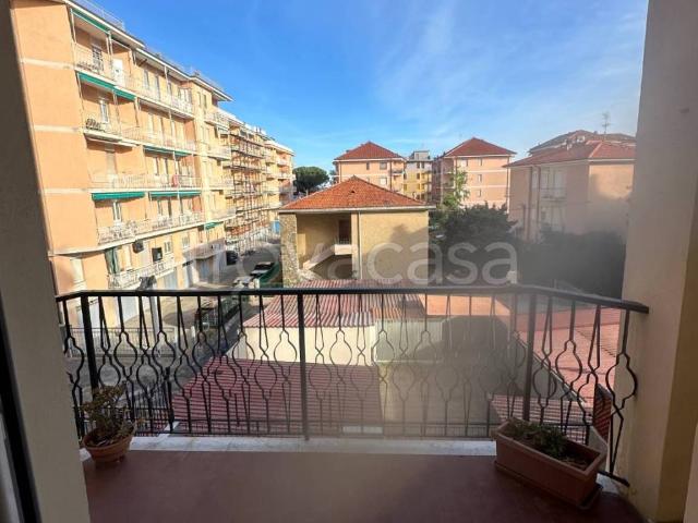 Appartamento in in affitto da privato a San Bartolomeo al Mare via Aurelia, 1, arredato, da privato, vista mare TrovaCasa