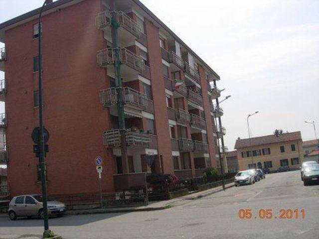 Appartamento in in affitto da privato a San Benigno Canavese via Adua, 8, non arredato/vuoto, giardino, da privato TrovaCasa