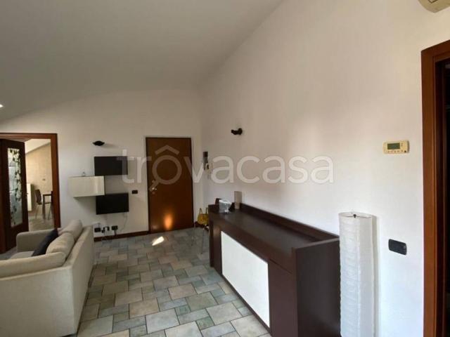 Appartamento in in affitto da privato a San Donato Milanese piazza San Donato, 27, arredato, terrazzo, da privato TrovaCasa