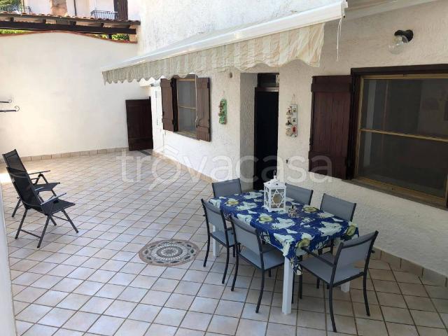 Appartamento in in affitto da privato a San Felice Circeo via Terracina, 134, da privato, lavatrice, lavastoviglie TrovaCasa