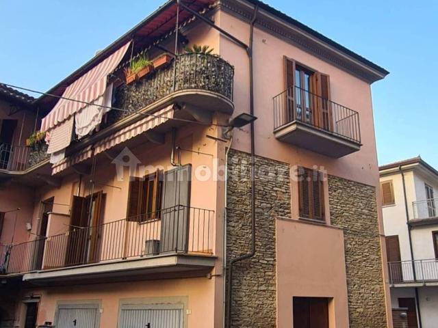 Appartamento in in affitto da privato a Santo Stefano Belbo via Ospedale, 22, da privato, riscaldamento autonomo, doppi vetri TrovaCasa