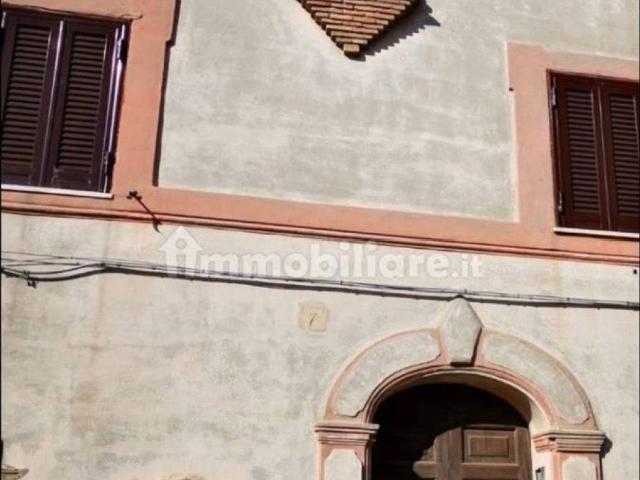 Appartamento in in affitto da privato a Sant'Oreste piazza Carlo Alberto, terrazzo, da privato, caminetto TrovaCasa