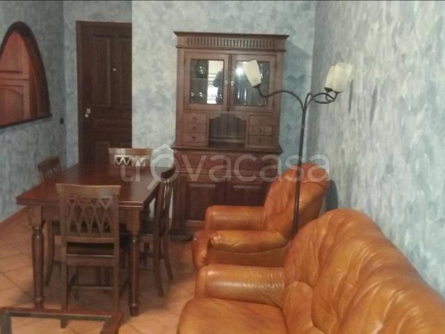Appartamento in in affitto da privato a Santa Marinella via Andrea Mantegna, 2, posto auto, da privato, piscina TrovaCasa