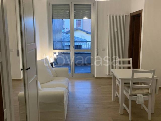 Appartamento in in affitto da privato a Saronno via per Saronno, 56, arredato, terrazzo, da privato TrovaCasa