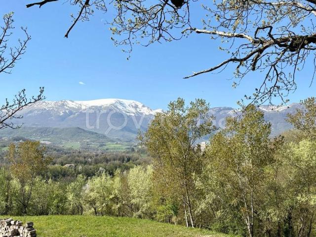 Appartamento in in affitto da privato a Sarnano contrada Poggio, da privato, caminetto, cucina abitabile TrovaCasa
