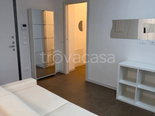 Appartamento in in affitto da privato a Sarnico via Giuseppe Verdi, 20, arredato, box, da privato TrovaCasa