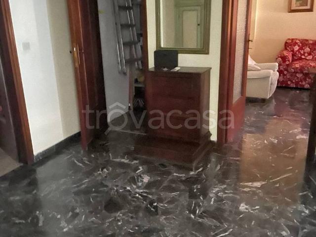 Appartamento in in affitto da privato a Scandicci via Ugo Foscolo, 5, arredato, posto auto, da privato TrovaCasa