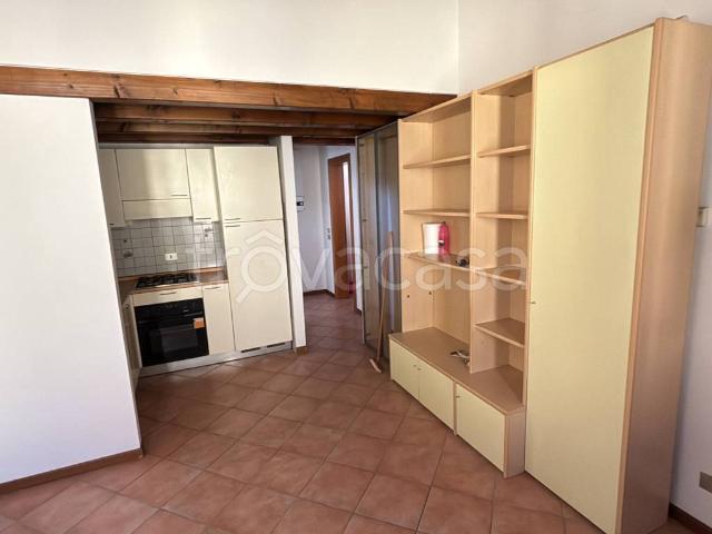 Appartamento in in affitto da privato a Schio via Giuseppe Garibaldi, 30, arredato, da privato, centrale TrovaCasa