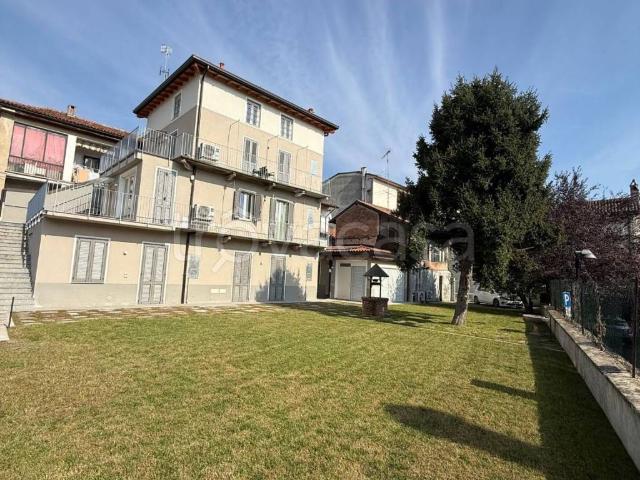 Appartamento in in affitto da privato a Sesto Calende via 4 Novembre, 24, arredato, giardino, da privato TrovaCasa