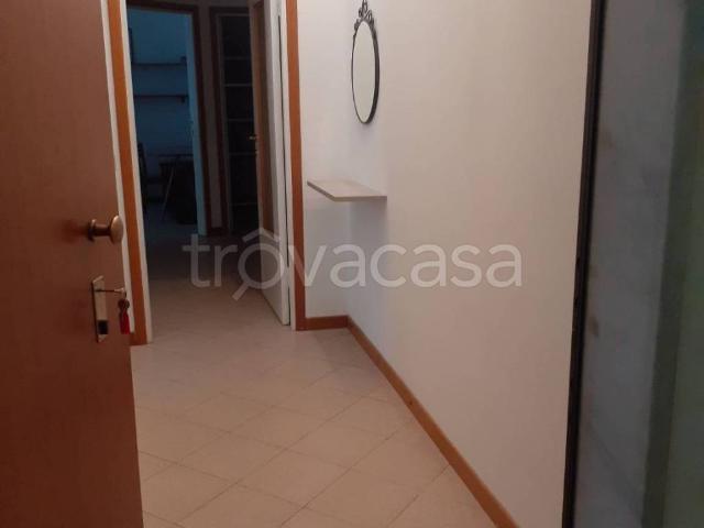 Appartamento in in affitto da privato a Sesto San Giovanni via Angelo Villa, 20, arredato, da privato, vicino alla metro TrovaCasa