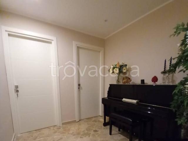 Appartamento in in affitto da privato a Siracusa corso Umberto I, 29, da privato, riscaldamento autonomo, ascensore TrovaCasa