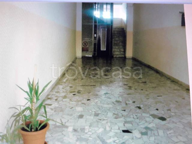 Appartamento in in affitto da privato a Potenza via Vescovado, 12, da privato, lavatrice, balcone TrovaCasa