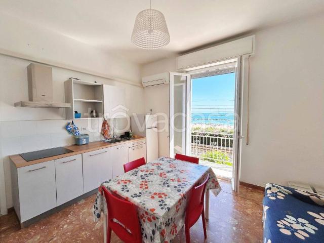 Appartamento in in affitto da privato a Potenza Picena via Dante Alighieri, 135, da privato, vista mare, ristrutturato TrovaCasa