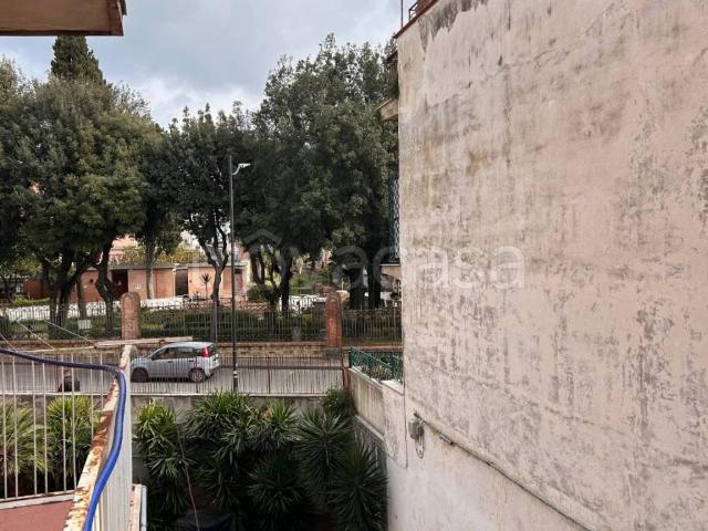 Appartamento in in affitto da privato a Pozzuoli via Guglielmo Oberdan, 16, da privato, ascensore, doppia esposizione TrovaCasa