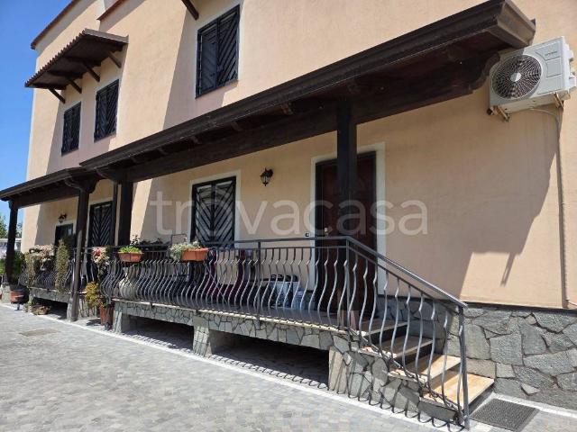 Appartamento in in affitto da privato a Pompei via Salvo d'Acquisto, giardino, posto auto, da privato TrovaCasa