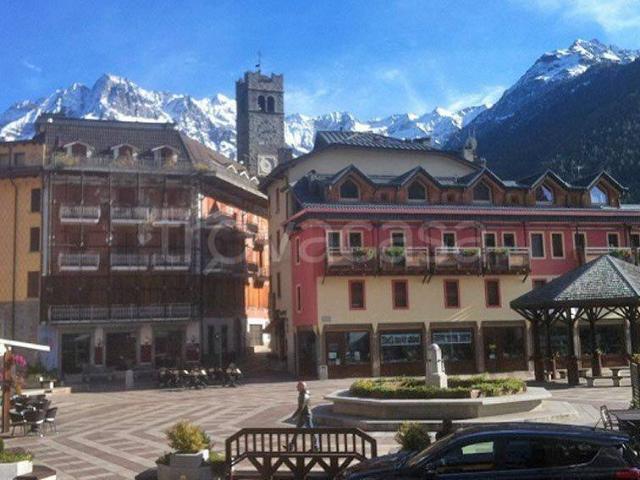 Appartamento in in affitto da privato a Ponte di Legno via Trento, 19, arredato, da privato, lavanderia TrovaCasa
