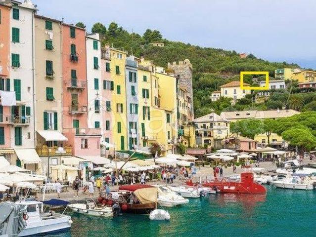 Appartamento in in affitto da privato a Portovenere via Portovenere, arredato, giardino privato, box TrovaCasa
