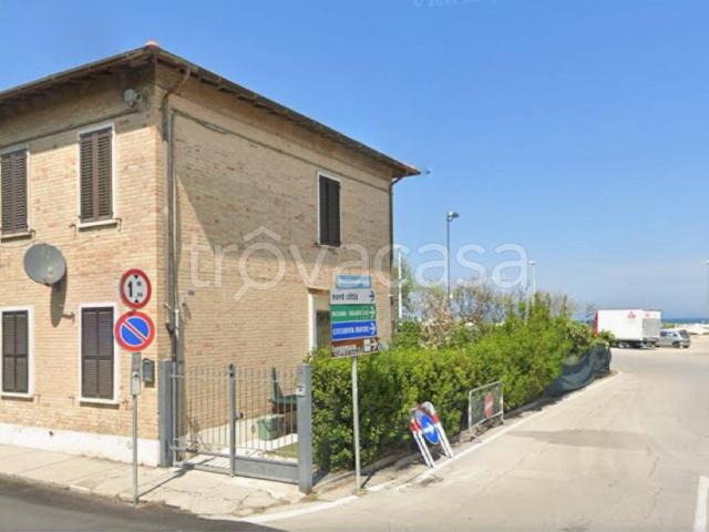 Appartamento in in affitto da privato a Porto Sant'Elpidio via Goffredo Mameli, giardino, da privato, fronte mare TrovaCasa