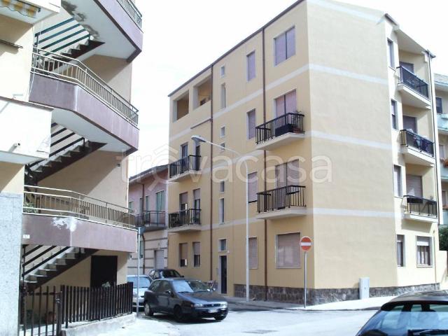 Appartamento in in affitto da privato a Porto Torres via Grazia Deledda, 21, arredato, da privato, centrale TrovaCasa