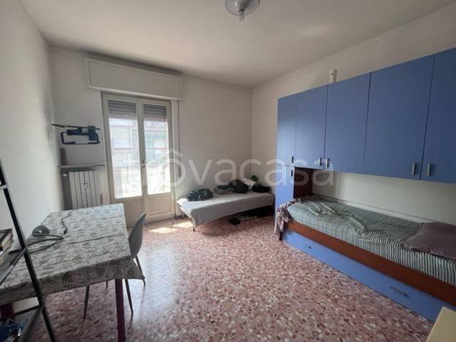 Appartamento in in affitto da privato a Pavia via Giovanni Ingrao, 8, da privato, riscaldamento centralizzato, lavatrice TrovaCasa