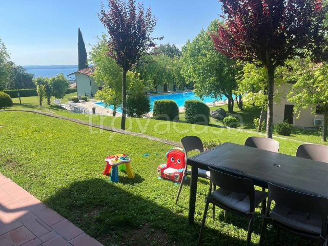Appartamento in in affitto da privato a Padenghe sul Garda via Paolette, box, da privato, vista lago TrovaCasa