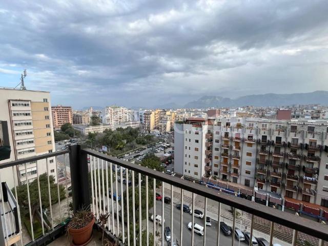 Appartamento in in affitto da privato a Palermo via Enrico Fermi, 8, non arredato/vuoto, da privato, ascensore TrovaCasa