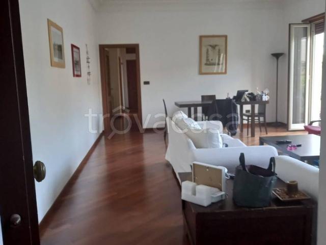 Appartamento in in affitto da privato a Palermo via Pietro Airoldi, 3, da privato, vasca idromassaggio TrovaCasa