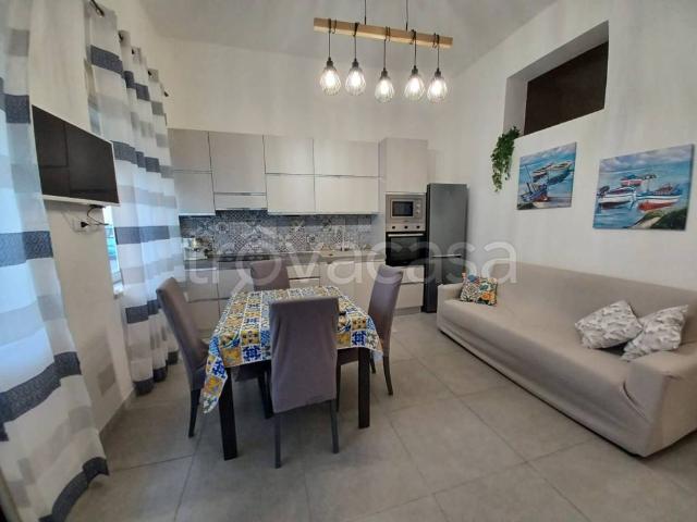 Appartamento in in affitto da privato a Pantelleria via Catania, 29, arredato, da privato, luminoso TrovaCasa