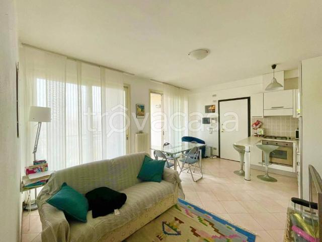 Appartamento in in affitto da privato a Parma via Ferdinando Angelo Maria Provesi, 11, box, terrazzo, da privato TrovaCasa