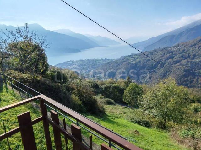 Appartamento in in affitto da privato a Peglio via Cinque Alpini, giardino, posto auto, da privato TrovaCasa