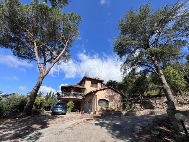 Appartamento in in affitto da privato a Perugia via Col di Tenda, 114, terrazzo, da privato, travi a vista TrovaCasa