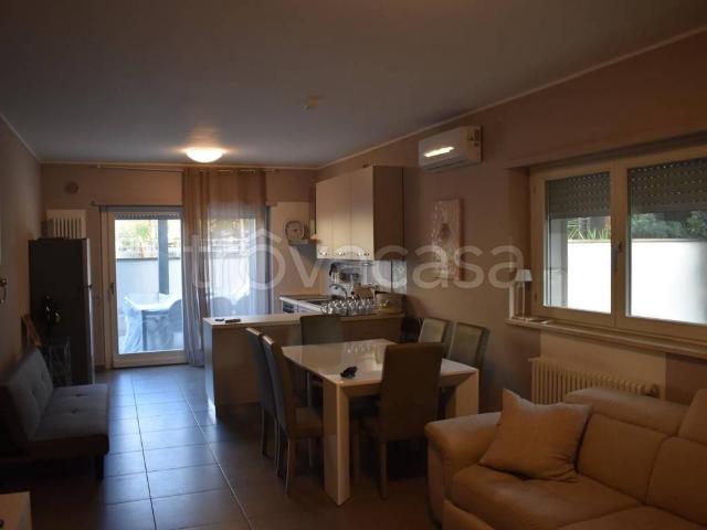 Appartamento in in affitto da privato a Pescara via Benedetto Croce, 169, giardino privato, da privato, nuova costruzione TrovaCasa