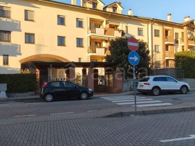 Appartamento in in affitto da privato a Peschiera Borromeo via Filippo Turati, 27, arredato, box, da privato TrovaCasa