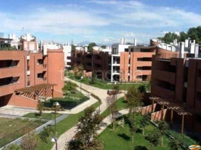 Appartamento in in affitto da privato a Peschiera Borromeo via Marche, 8, box, da privato, ascensore TrovaCasa