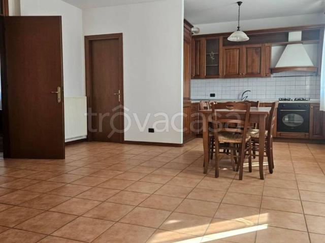 Appartamento in in affitto da privato a Pieve del Grappa via Madonna del Covolo, 74, arredato, box, terrazzo TrovaCasa