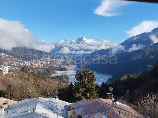 Appartamento in in affitto da privato a Pieve di Cadore via 20 Settembre, 19, posto auto, da privato, ascensore TrovaCasa