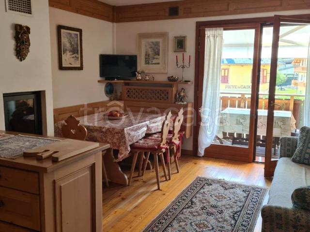 Appartamento in in affitto da privato a Pieve di Cadore via Manzago, 15, arredato, box, da privato TrovaCasa