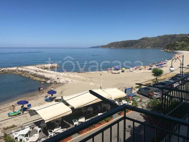 Appartamento in in affitto da privato a Pisciotta via Acqua Bianca, 76, da privato, lavanderia, balcone TrovaCasa