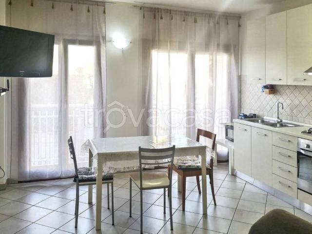 Appartamento in in affitto da privato a Prato via Gherardacci, 48, box, da privato, cantina TrovaCasa