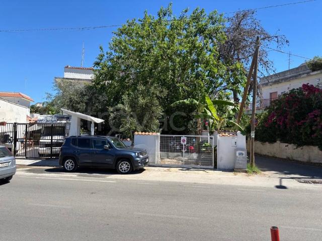 Appartamento in in affitto da privato a Pulsano via Litoranea Salentina, 103, da privato TrovaCasa