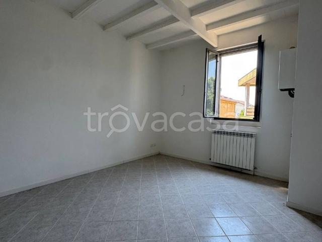 Appartamento in in affitto da privato a Rottofreno via Emilia Est, 48B, non arredato/vuoto, arredato, da privato TrovaCasa
