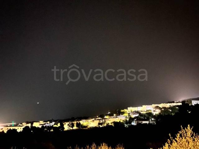 Appartamento in in affitto da privato a Rodi Garganico strada Comunale Croce, posto auto, da privato, vista mare TrovaCasa