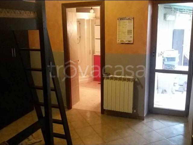 Appartamento in in affitto da privato a Roma via Crucis, 3, da privato, cucina abitabile, sala da pranzo TrovaCasa