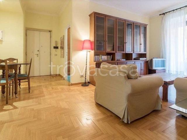 Appartamento in in affitto da privato a Roma via Gaetano Moroni, 20, da privato, parquet, luminoso TrovaCasa