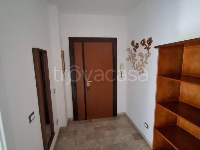 Appartamento in in affitto da privato a Roma via Giuseppe Veronese, da privato, ascensore, lavatrice TrovaCasa