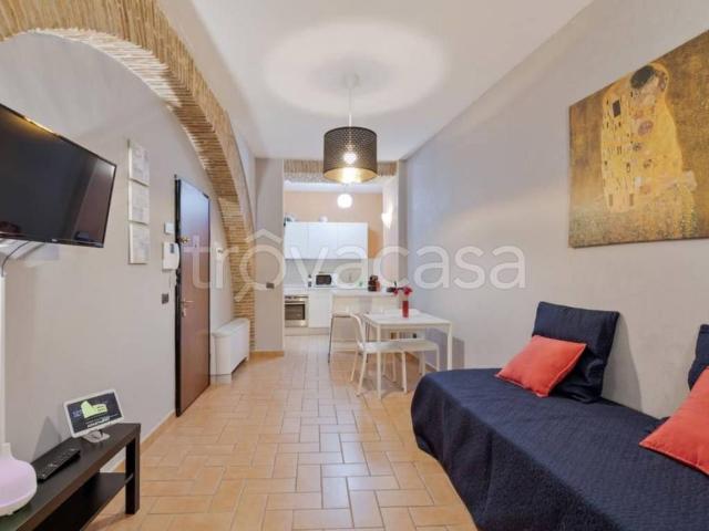 Appartamento in in affitto da privato a Roma via degli Ibernesi, 23, arredato, da privato, ascensore TrovaCasa