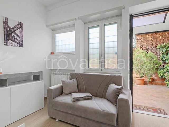 Appartamento in in affitto da privato a Roma via degli Scaligeri, da privato, ristrutturato, vicinanze negozi TrovaCasa