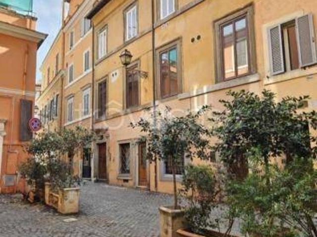 Appartamento in in affitto da privato a Roma via degli Zingari, 52, arredato, da privato, ascensore TrovaCasa